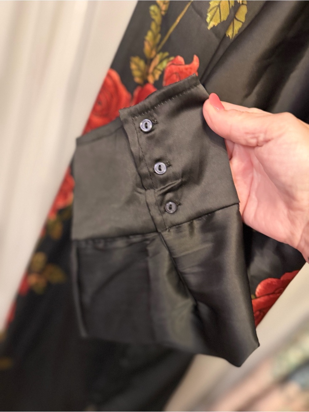 ✨ Free People Off The Vine Satin Rose Oversized Button-Down ✨ - Picture 4 of 13